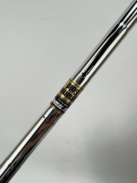 Dynamic Gold X100 Iron Shaft Extra Stiff Steel (X Flex) 35” /0.355 Tapered/348040