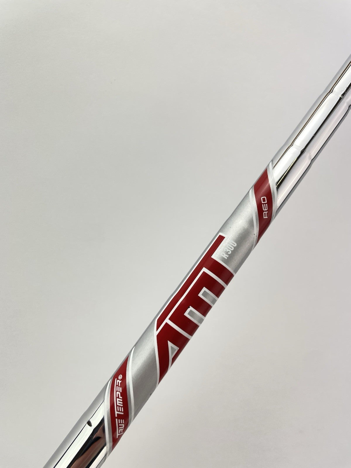 True Temper AMT Red Iron Shaft Regular Flex Steel 35.25” /0.355 Tapered /296593