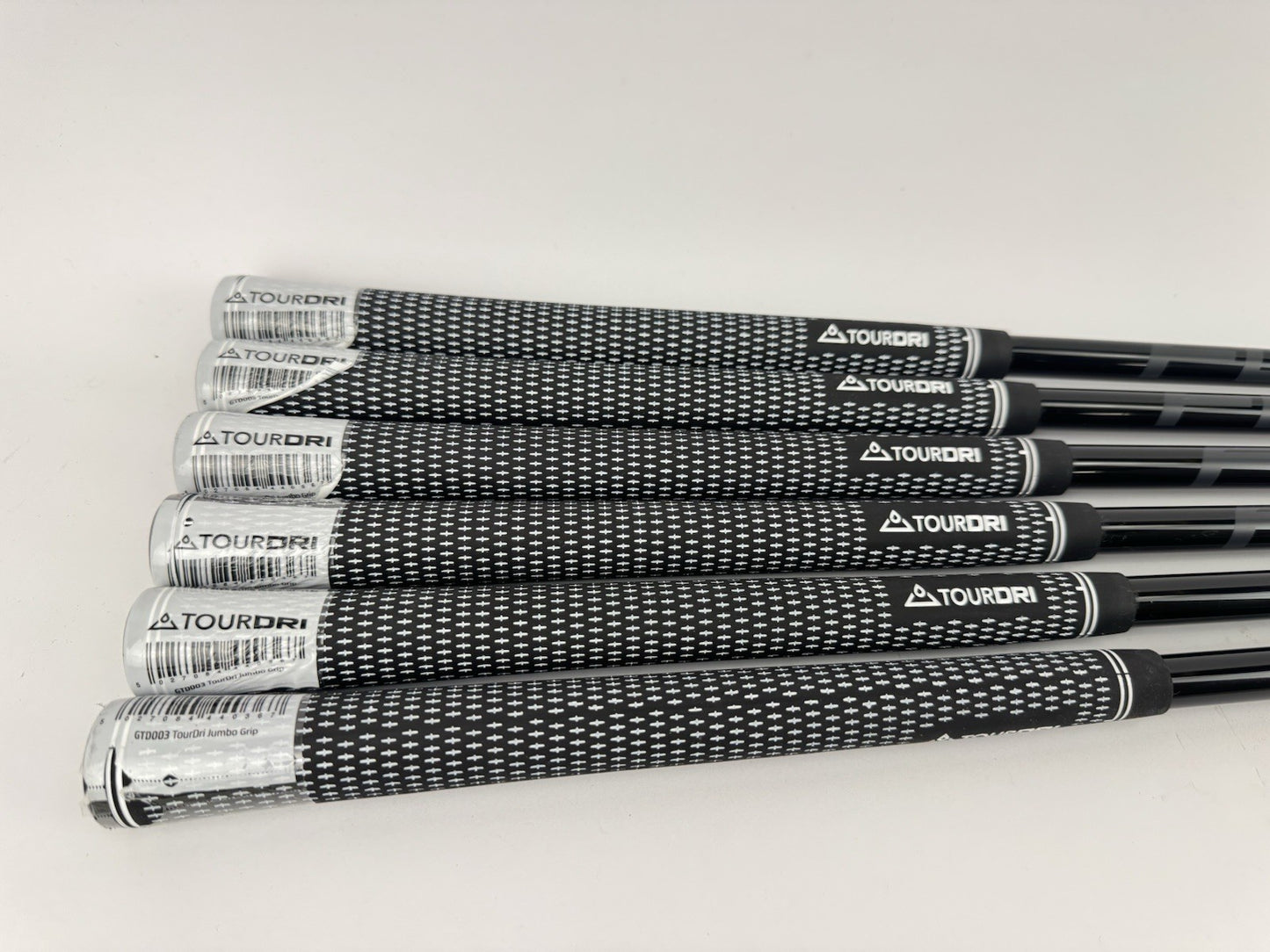 Fujikura Pro Iron Shafts 5-PW Regular Graphite 0.355 Tapered /Jumbo Grips/339268