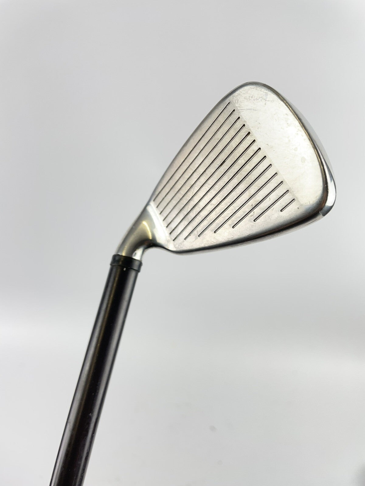 Wilson Deep Red 6 Iron Fatshaft Regular Graphite /Right /New Grip /35685