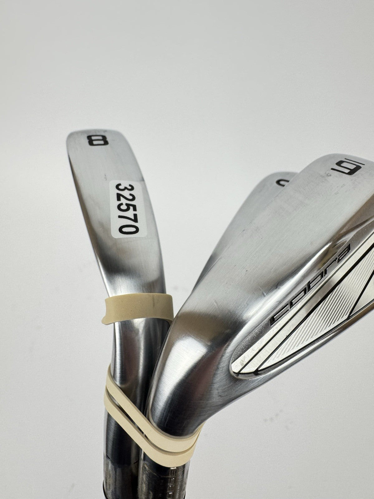 Cobra King Tour Irons 6,8+PW Left Handed Project X Rifle 6.0 Stiff Steel /3257014