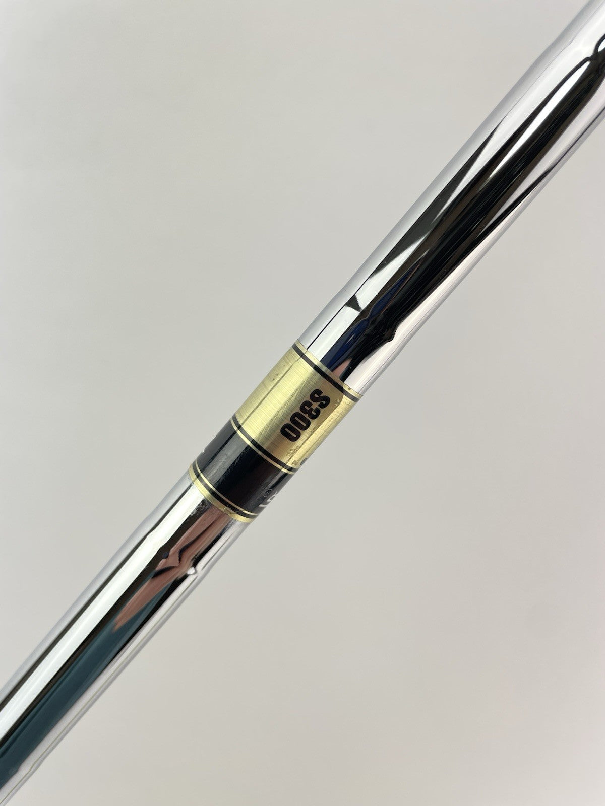 Dynamic Gold S300 Iron Shaft Stiff Flex Steel 35.25 /0.355 Tapered /257839