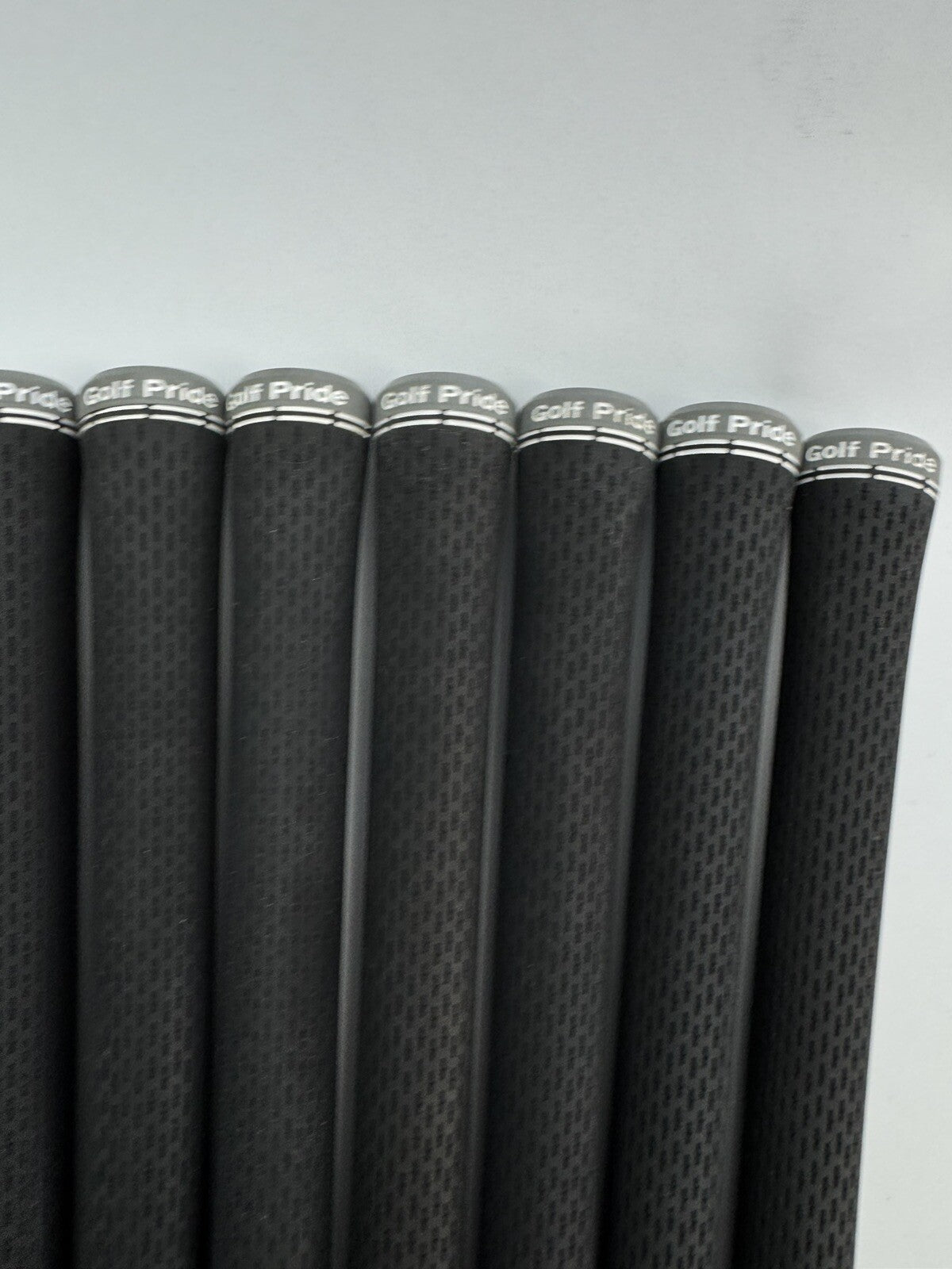 Golf Pride Tour Velvet 360 Soft Grips (7) Men’s Standard /Pulled /228614