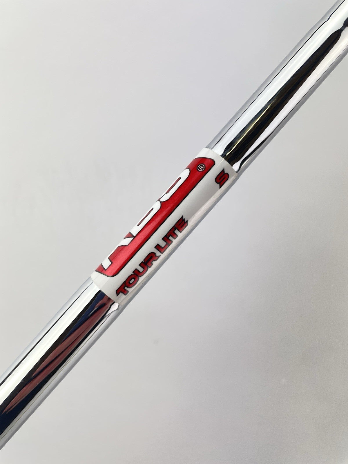 KBS Tour Lite Iron Shaft Stiff Flex Steel 35.5” /Lamkin /0.370 Parallel /228675