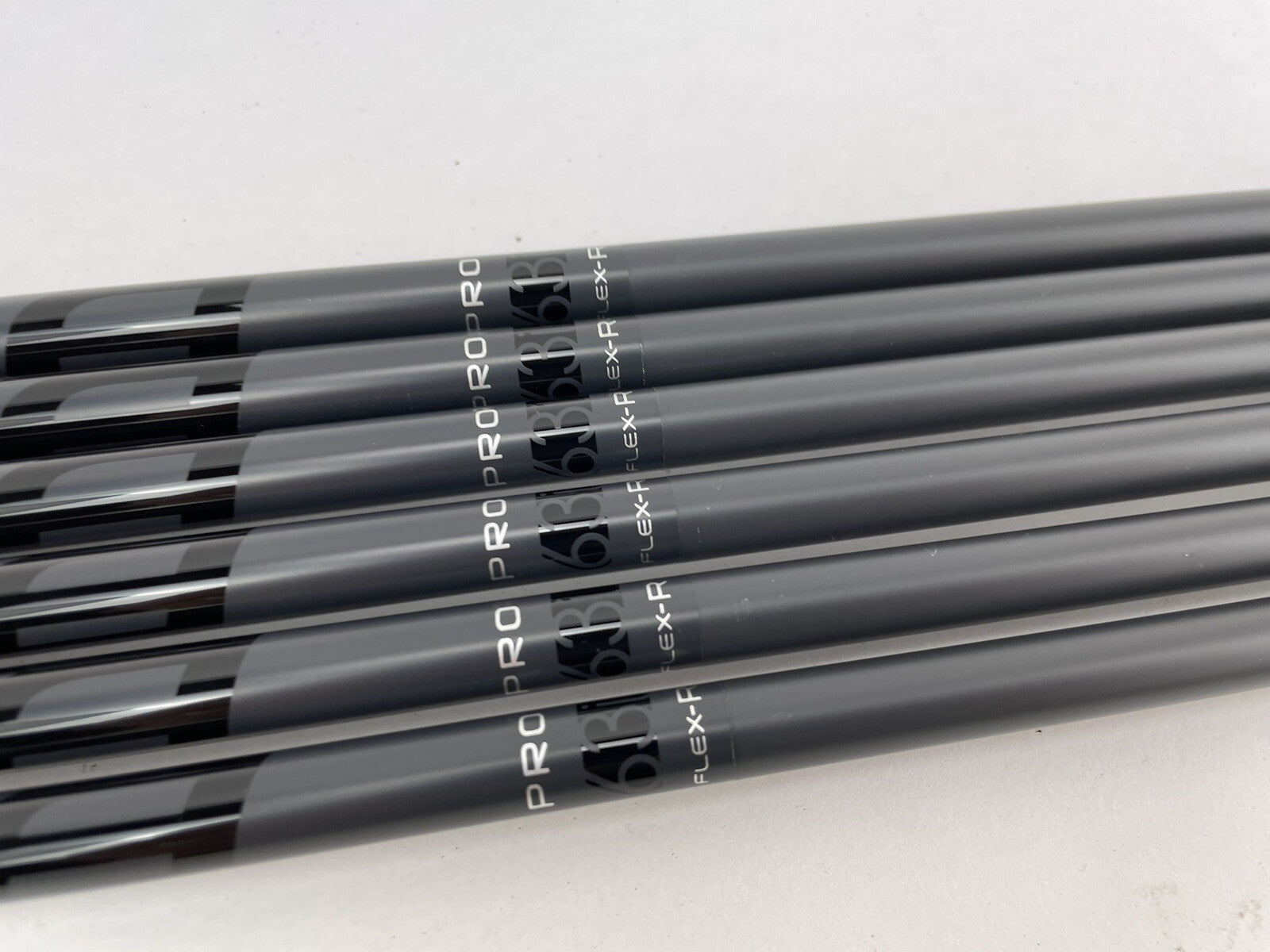 Fujikura Pro Iron Shaft Set (6) 63i Regular Flex Graphite /0.370 Parallel /New2