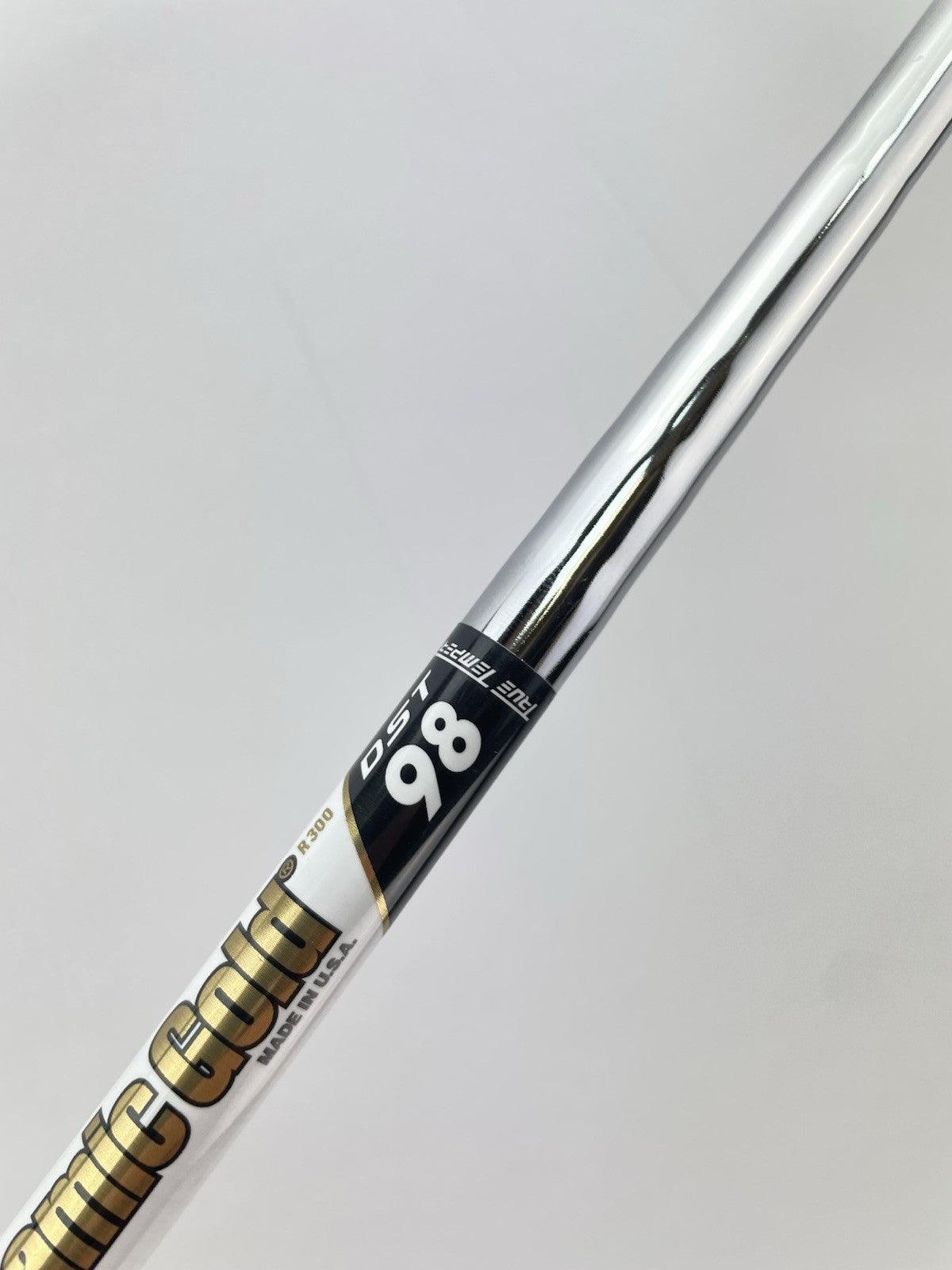 Dynamic Gold DST 98 Iron Shaft Regular Flex Steel 36 /0.355 Tapered /270445