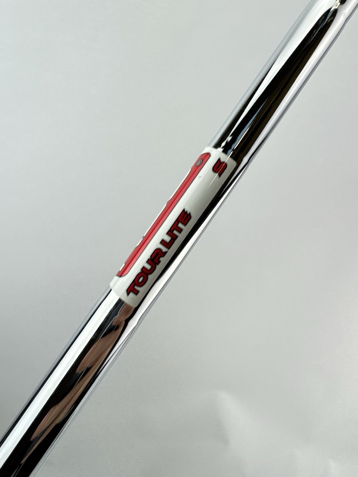 KBS Tour Lite Iron Shaft Stiff Flex Steel 36.5” /0.355 Tapered /Lamkin /304433