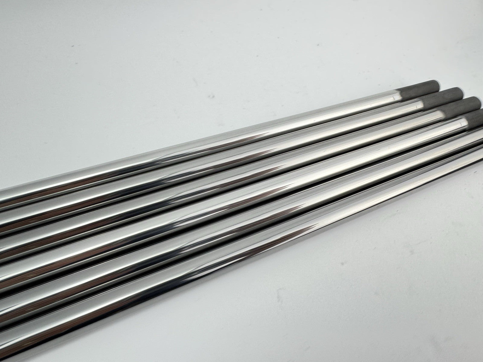 Catalyst 60 Iron Shaft Set (6) 5.5 Regular Flex Graphite /0.355 Tapered /336516