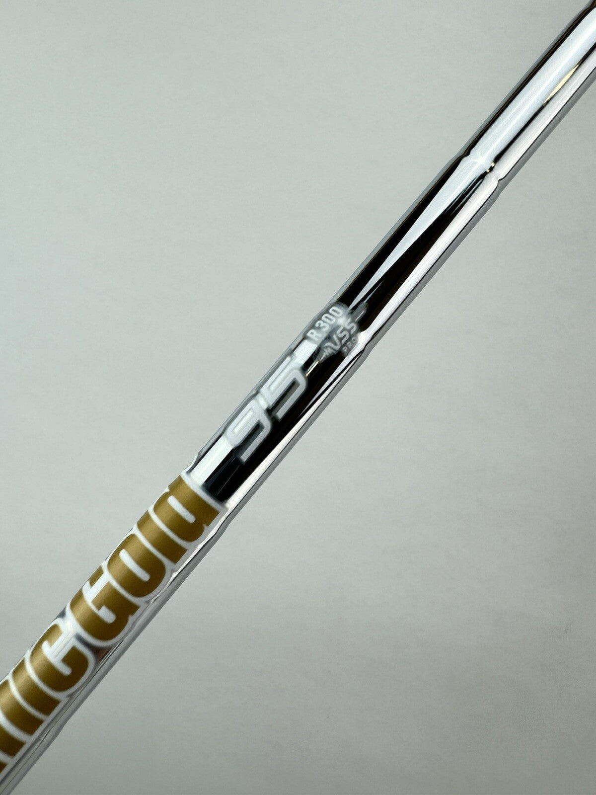 Dynamic Gold 95 Iron Shaft Vss Pro R300 Regular Flex Steel 39.50” /0.355 Tapered4