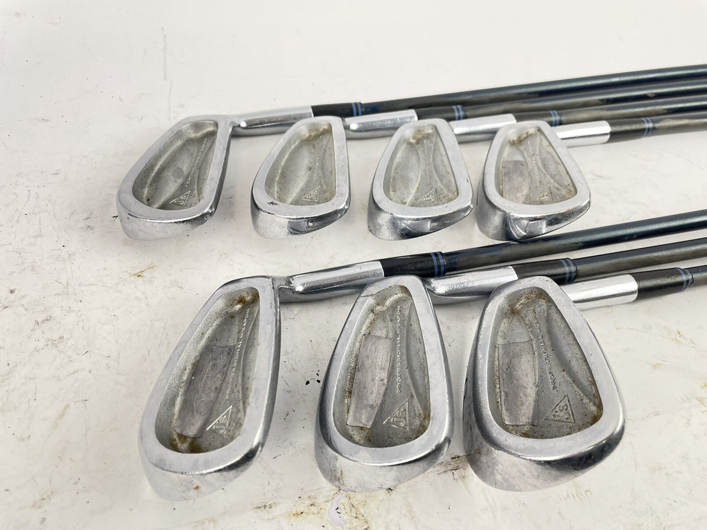 Bridgestone JS Irons Professional 4-PW Forged Regular Graphite /New Grips/33200