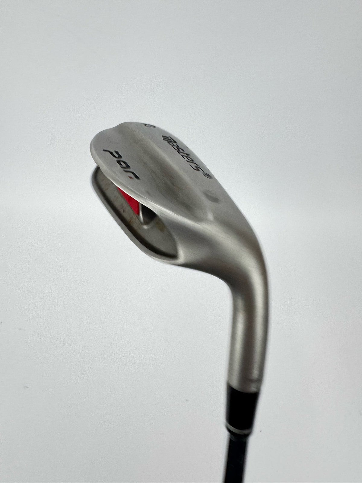 Masters Golf Chipper 42 Degrees Regular Flex Steel Right Handed New Grip/367424