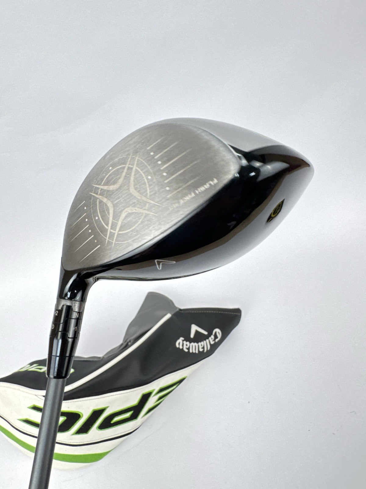 Callaway Epic Max Driver 10.5* Hzrdus Smoke 6.0 Stiff Graphite /Headcover /351997