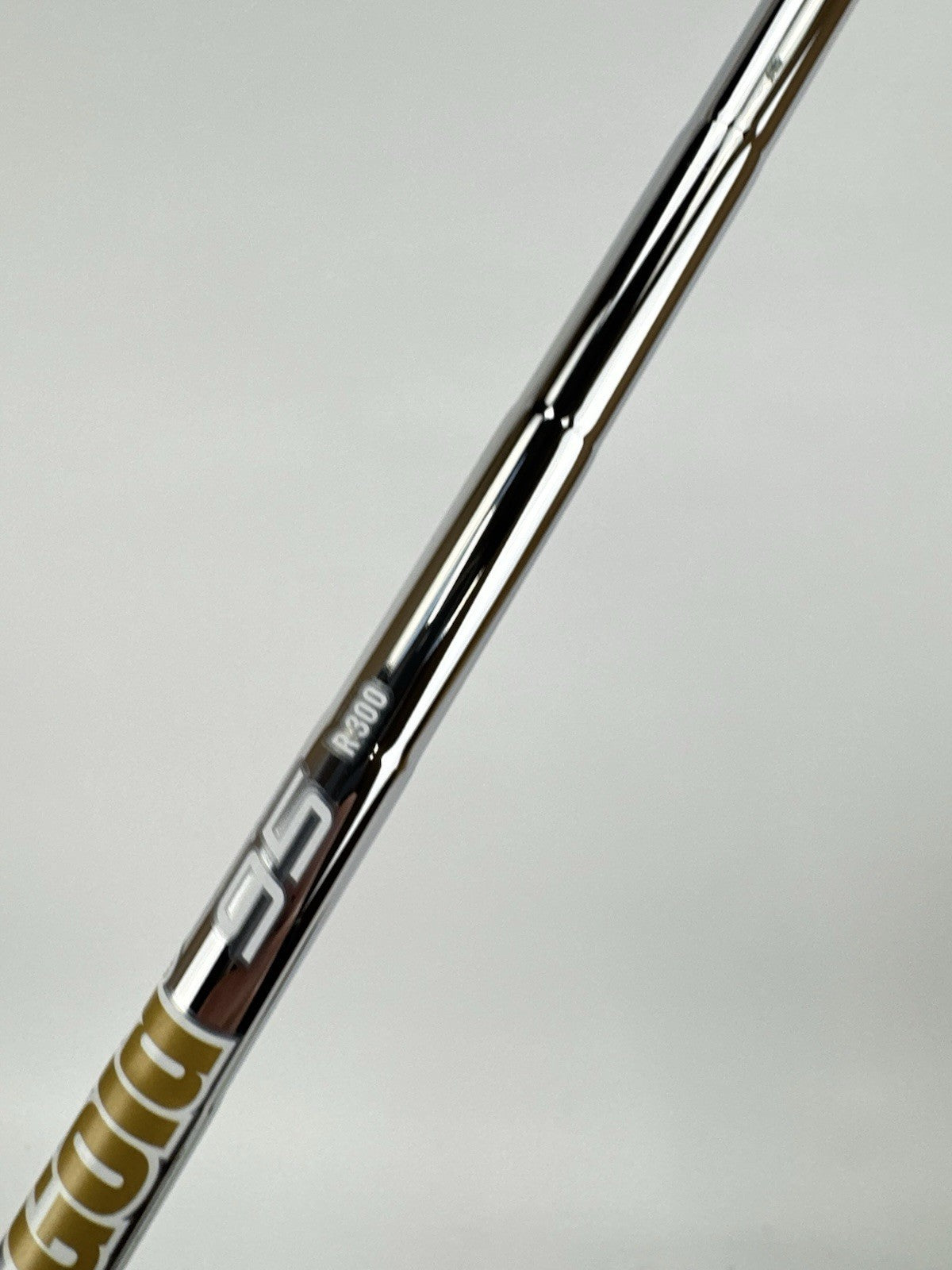 Dynamic Gold 95 Iron Shaft R300 Regular Flex Steel 35.25 /0.355 Tapered/316917
