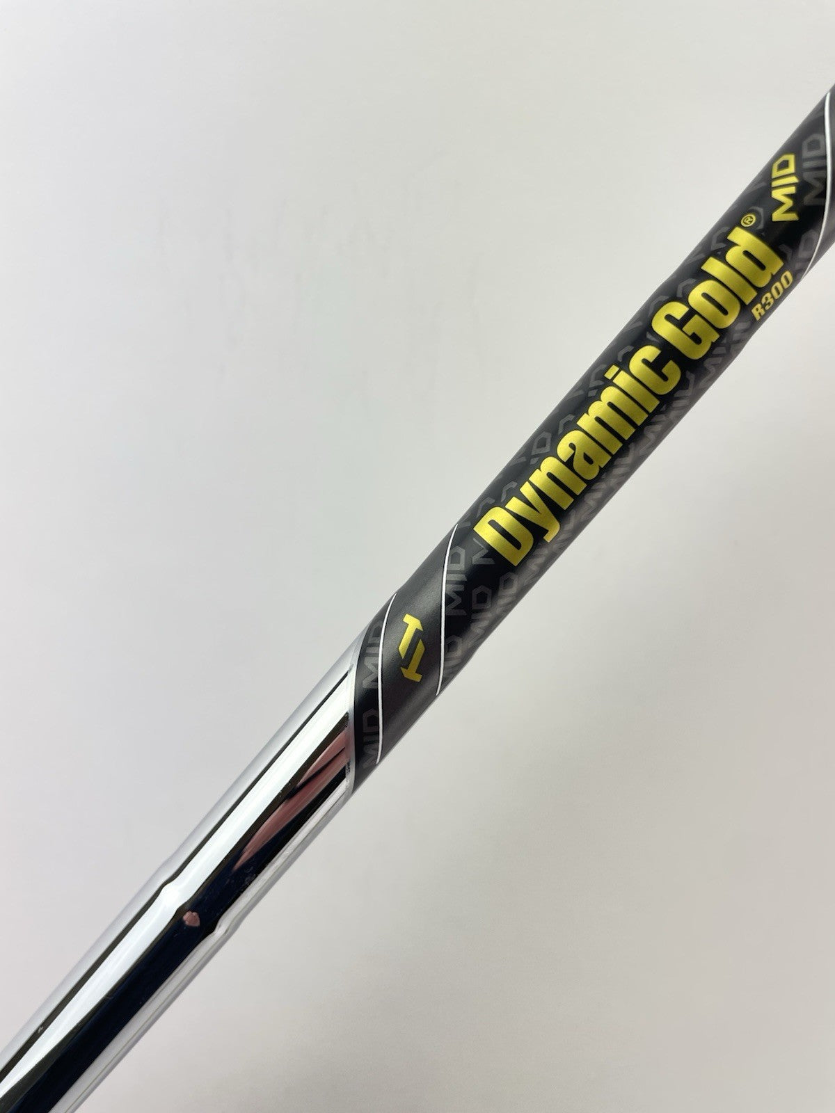 Dynamic Gold Mid 100 Iron Shaft Regular Flex Steel 35.75 /0.355 Tapered /240831