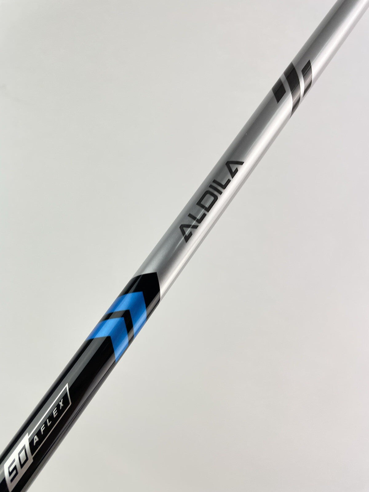 Aldila Ascent Iron Shaft Senior Flex Graphite 35.5" /0.370 Parallel /182045
