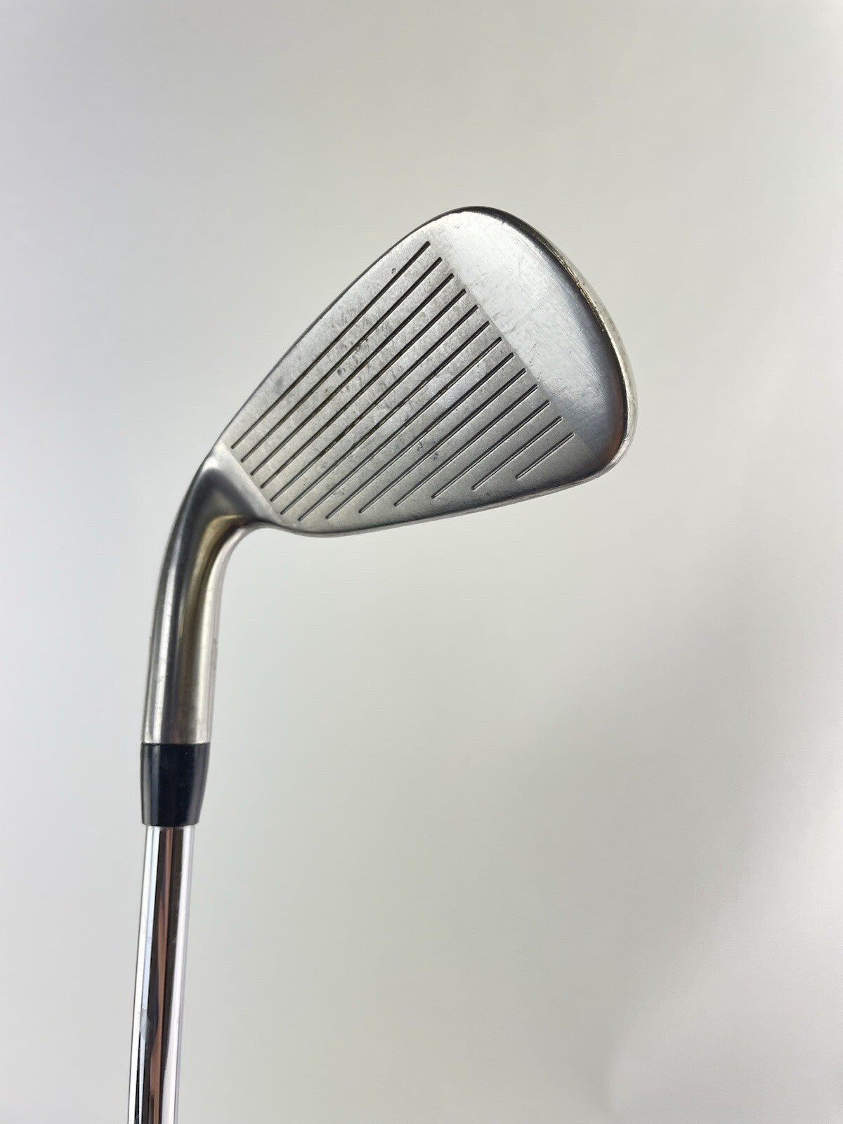 Taylormade 6 Iron 200 Series Stiff Steel /Right Handed /Good Grip /127428