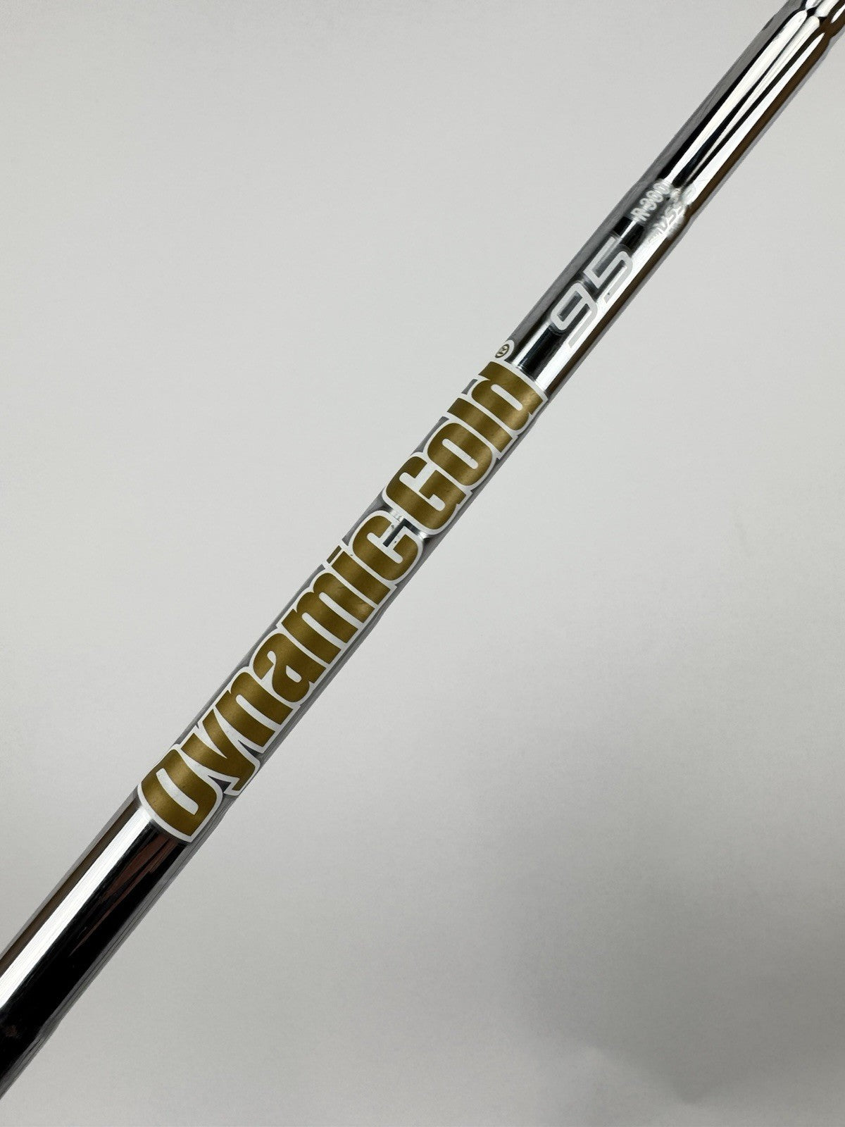 Dynamic Gold 95 Iron Shaft Vss Pro Regular Flex Steel 35.75/0.355 Tapered /322740