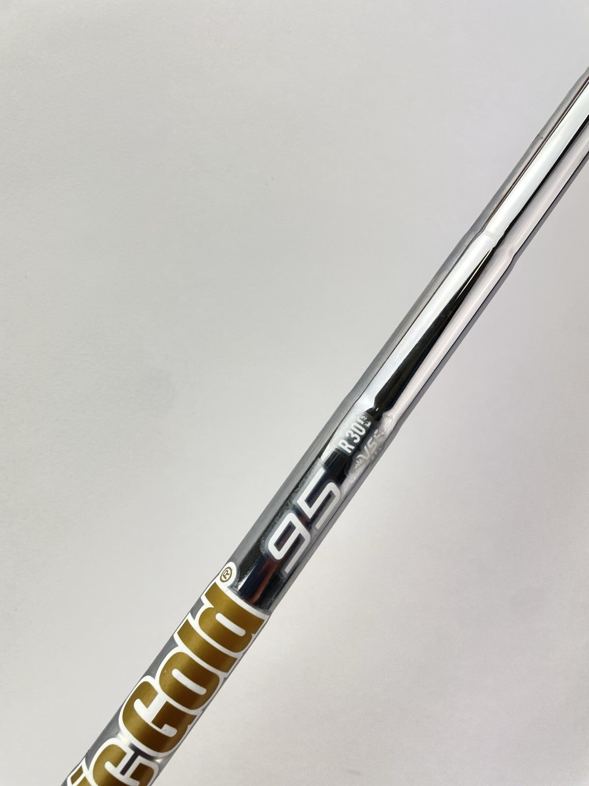 Dynamic Gold 95 Vss Pro Iron Shaft Regular Flex Steel 35.75” /0.355 Taper /296134