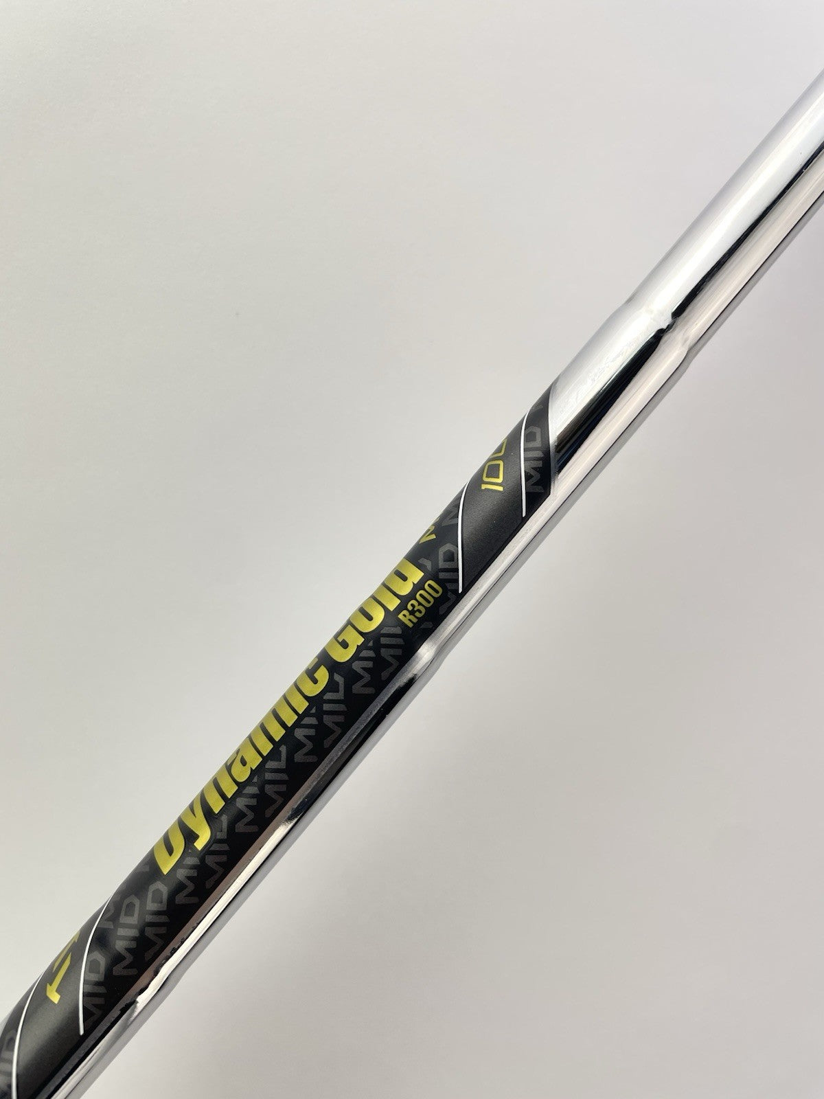 Dynamic Gold Iron Shaft Mid 100 Regular Flex Steel 35.5 /0.355 Tapered /282678