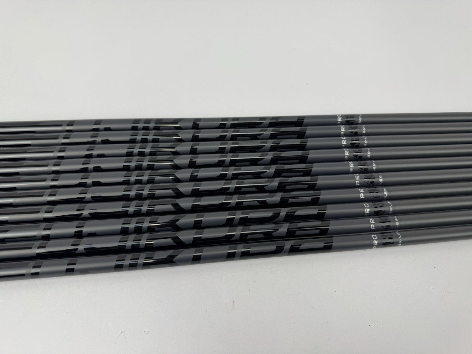 Fujikura Pro 63i Iron Shaft Set (10) Senior Flex Graphite/0.370 Parallel1