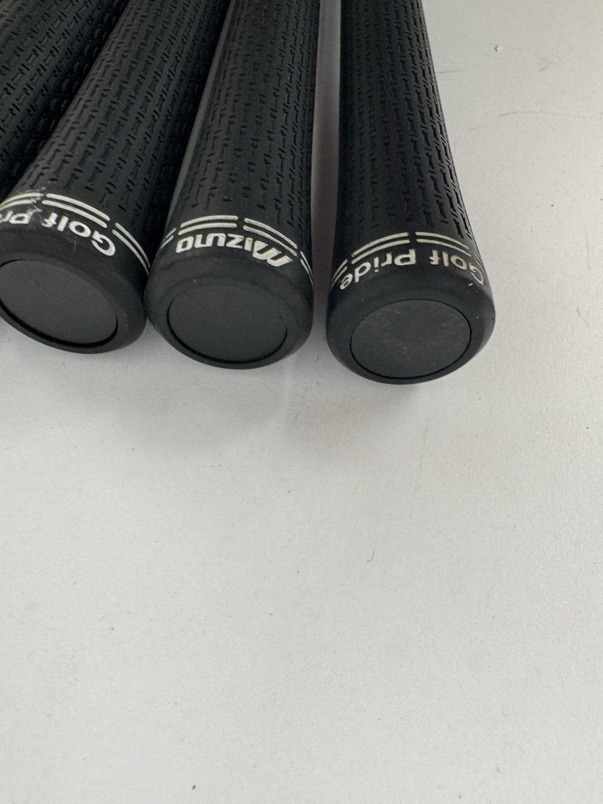 Golf Pride Mizuno Golf Grips (7) Tour Velvet Standard /Black/White/Pulled /3545110