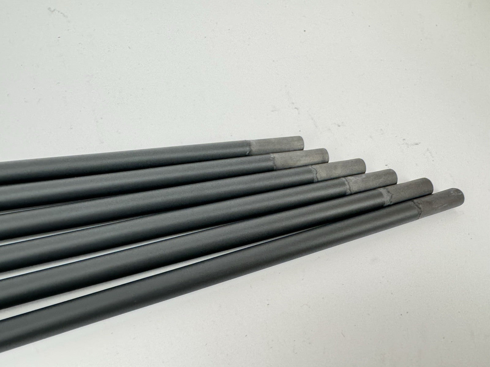 Fujikura Pro Iron Shafts 5-PW Regular Graphite 0.355 Tapered /Jumbo Grips/339265