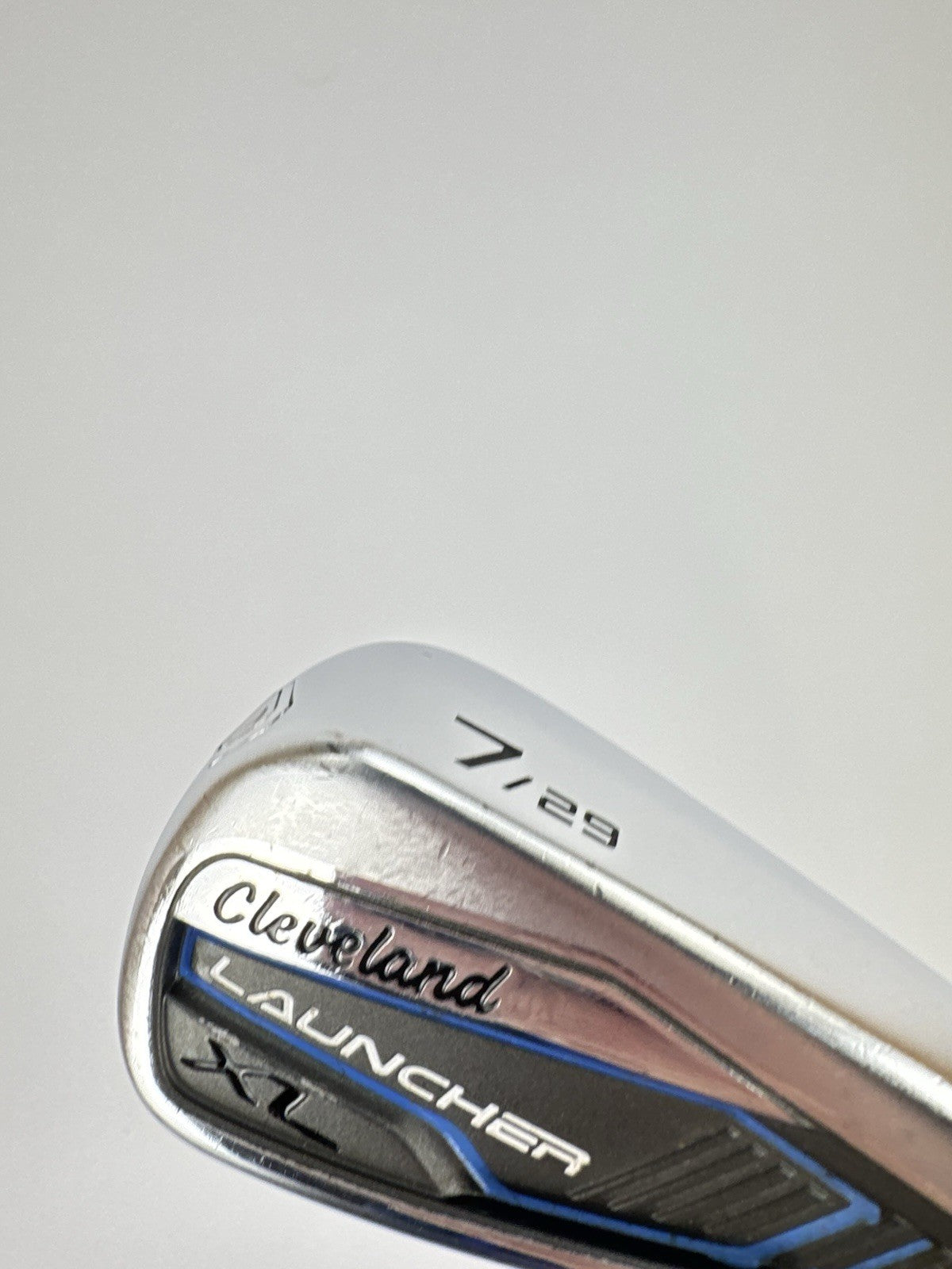 Cleveland Launcher XL 7 Iron 29* Catalyst Black Regular Graphite /Right /329793