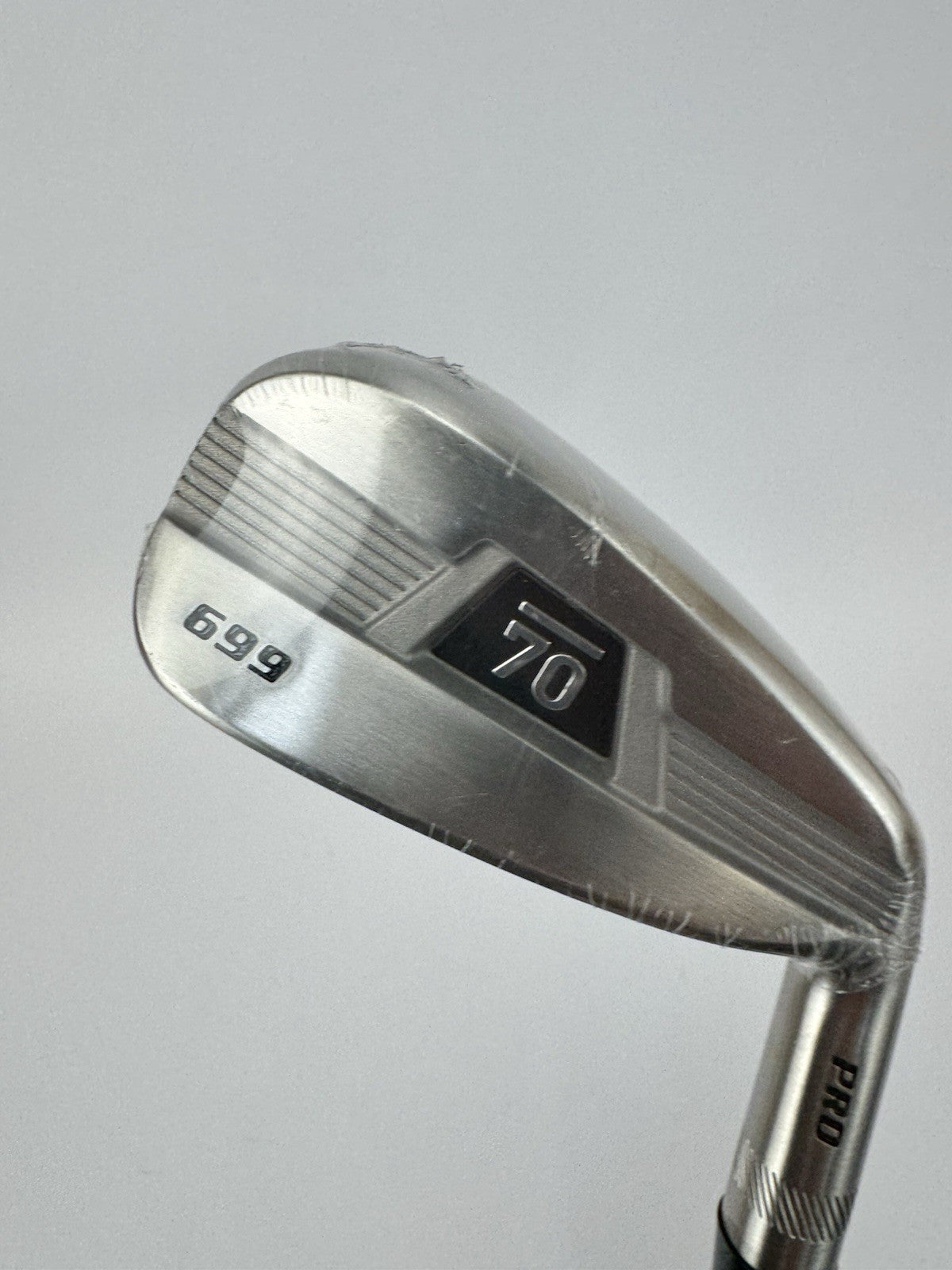 Sub 70 4 Iron Utilty 22* 699 Pro Aldila Rogue Regular Graphite /Right/New /340943