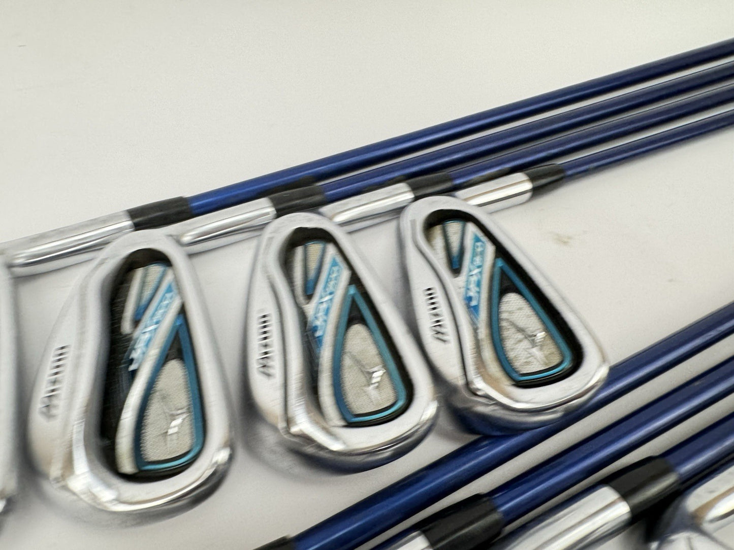 Mizuno JPX800 Irons 4-SW Project X 4.5 Lite Graphite /Right /New Grips /339305