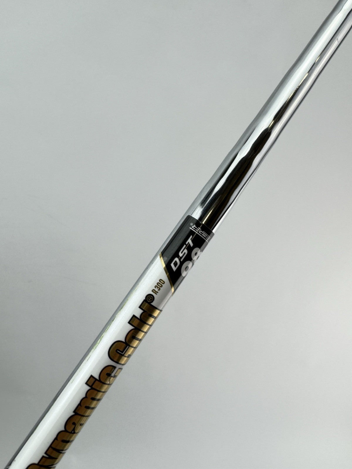 Dynamic Gold DST 98 Iron Shaft R300 Regular Flex Steel 35.75/0.355 Tapered/305846