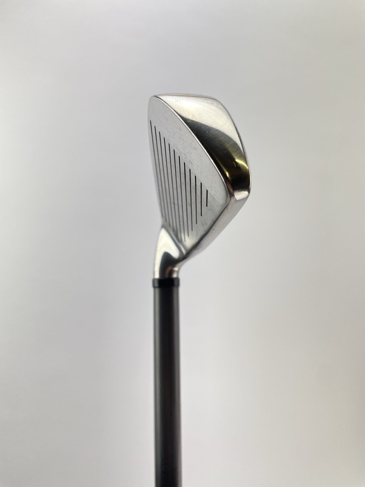Wilson Fatshaft 6 Iron Regular Flex Graphite/Right Handed /New Grip /2813610