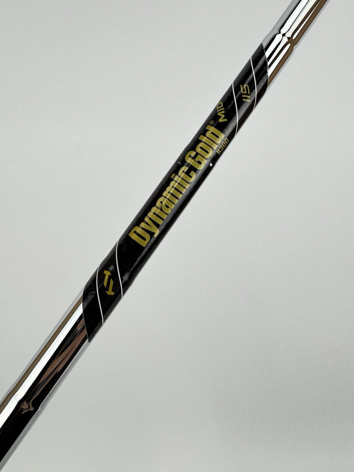 Dynamic Gold 115 Iron Shaft Mid R300 Regular Flex Steel /Pured/ 36” /0.355/312390