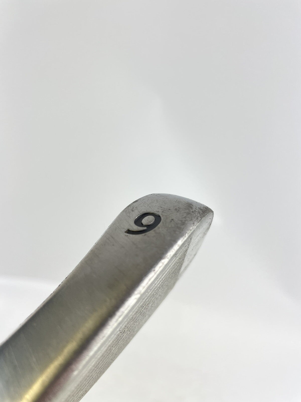 Wilson Golf 6 Iron Deep Red Regular Steel /Right /New Grip /717010