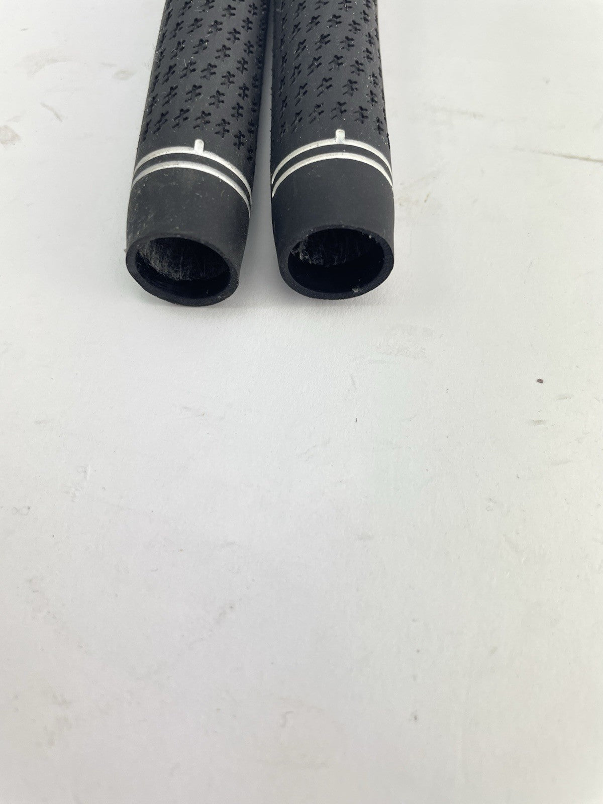 Lamkin Wilson Staff Golf Grips (2) Men’s Standard /Pulled /239775