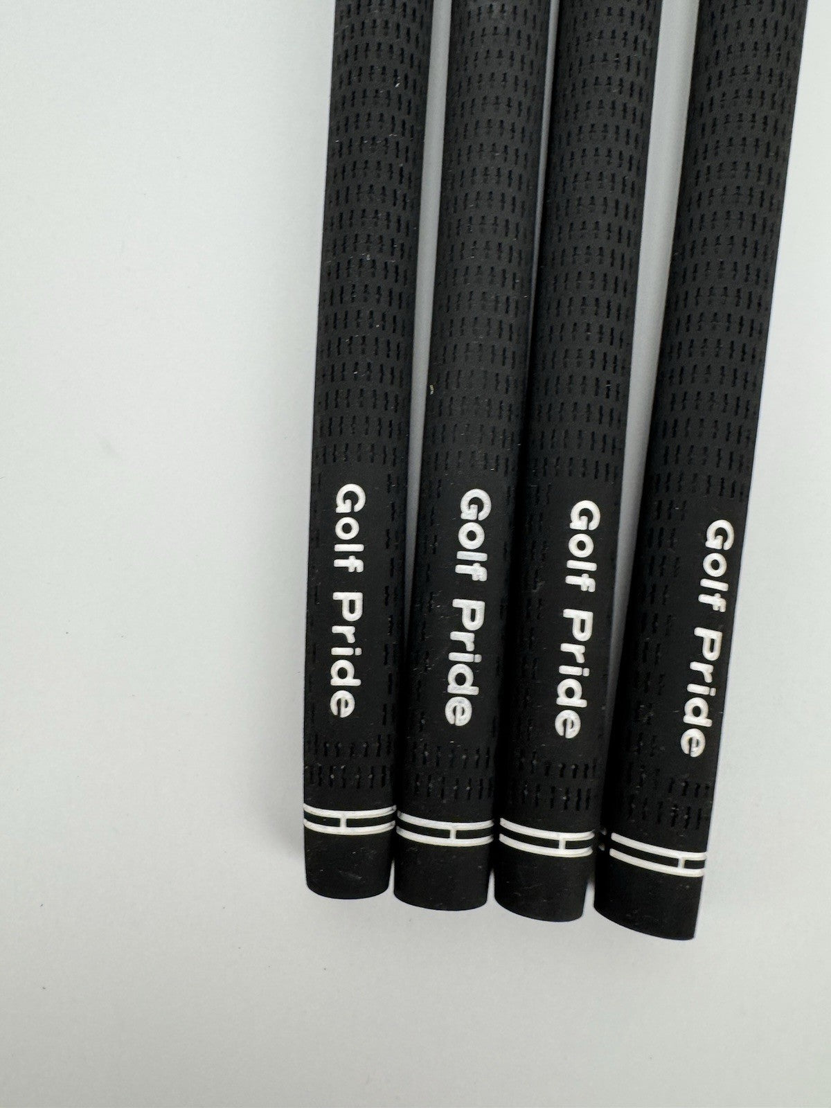 Golf Pride Tour Velvet Grips (4) Men’s Standard 60R /Black /New /312892