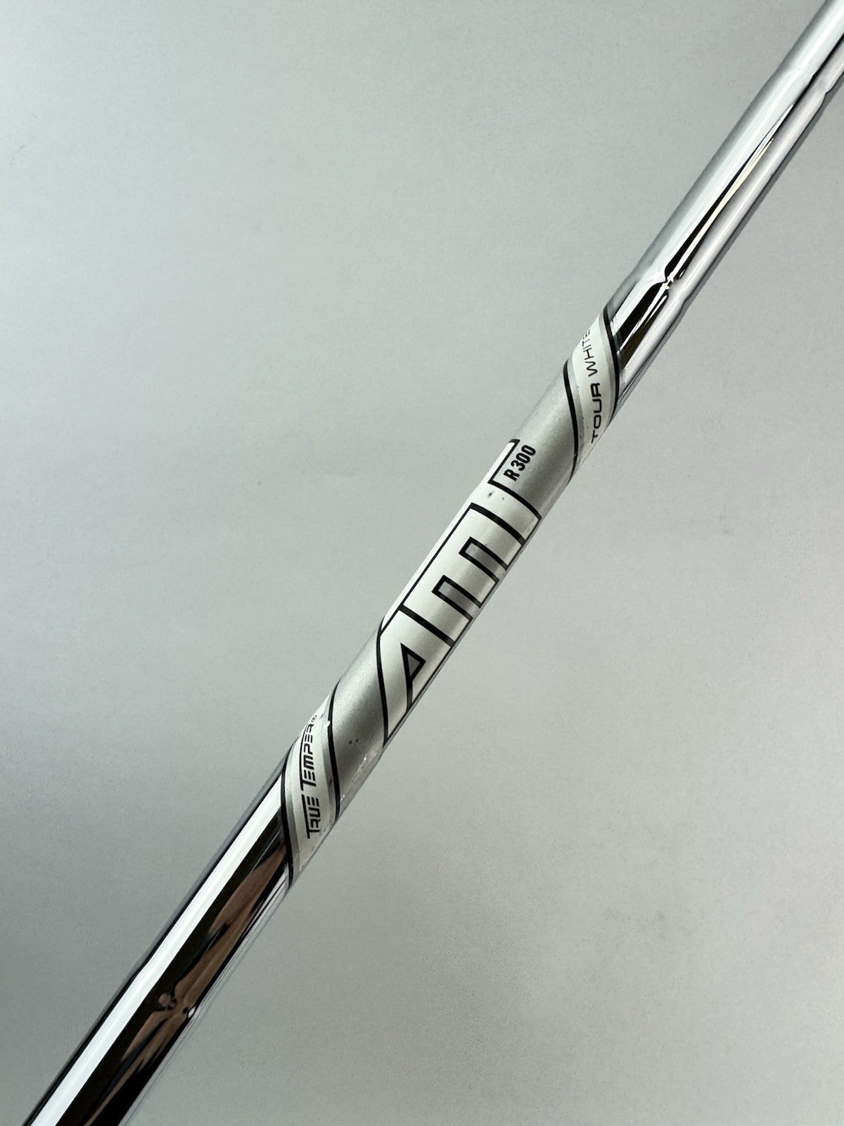 True Temper AMT White Iron Shaft Regular Flex Steel 36 /0.355 Tapered /268253