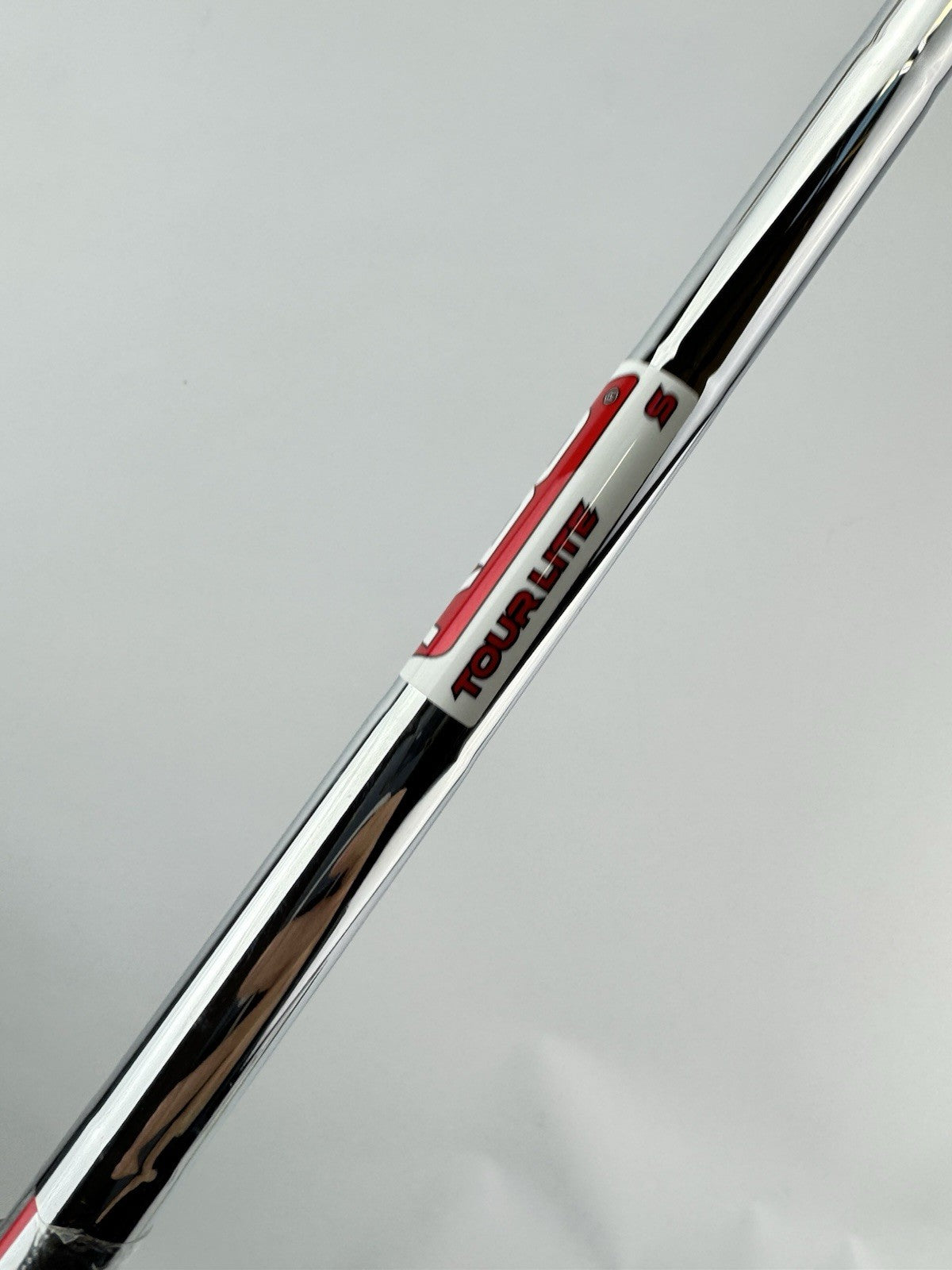 KBS Tour Lite Iron Shaft Stiff Flex Steel 36.5” /0.355 Tapered /Lamkin /300302