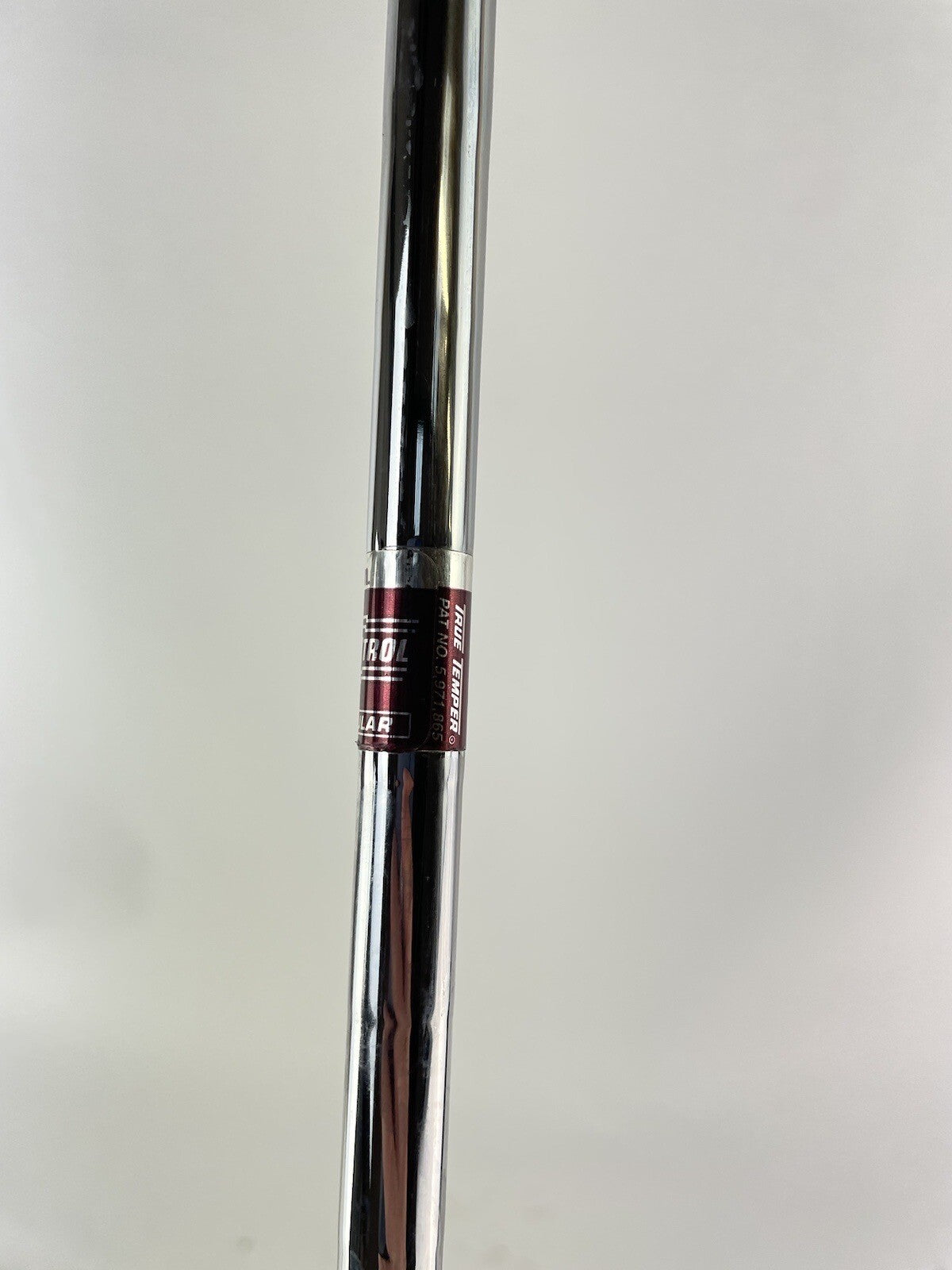 Wilson Deep Red 6 Iron Distance Regular Steel /Right Handed /New Grip /1410111