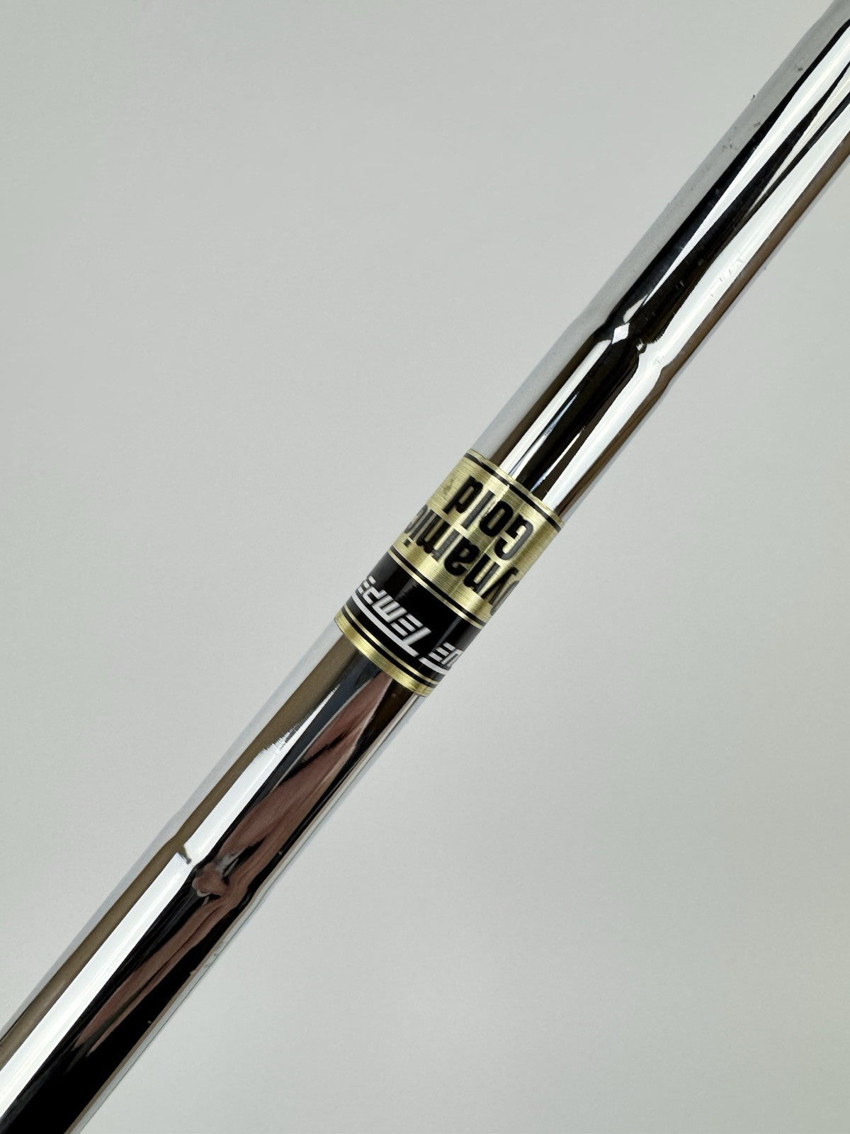 Dynamic Gold X100 Iron Shaft X Flex Steel 35.25” /0.370 Parallel /327091