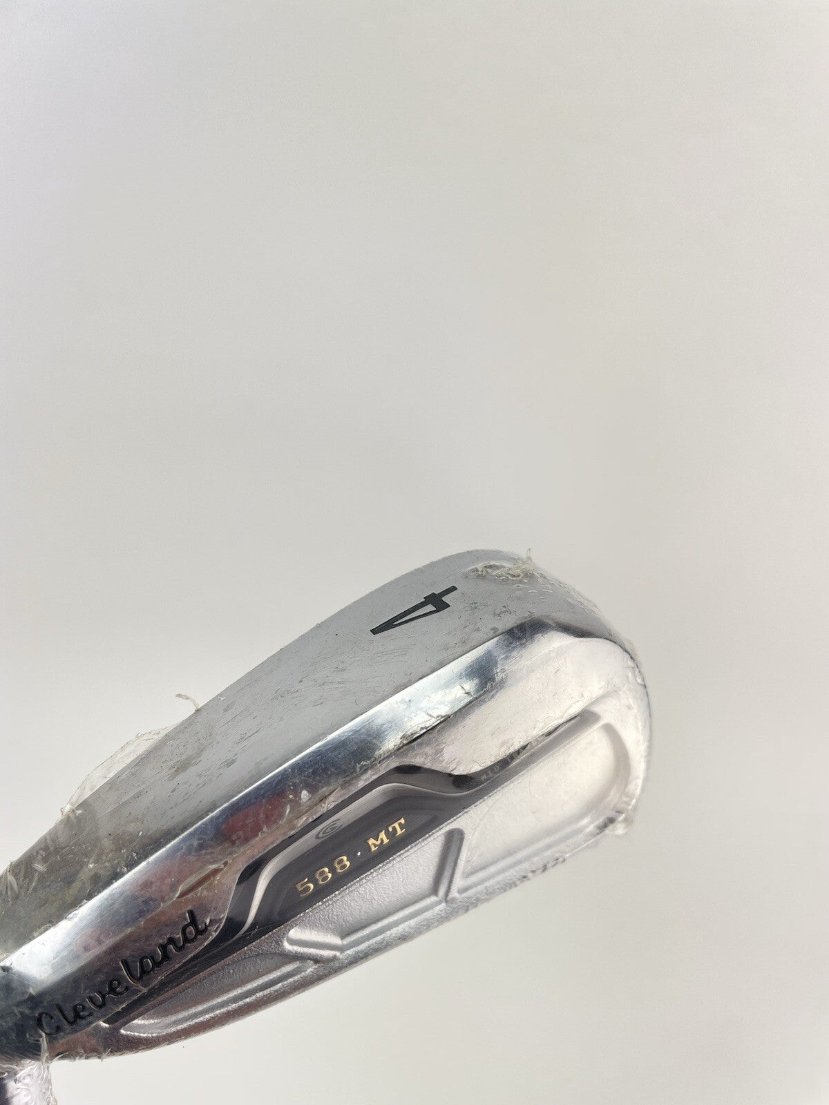 Cleveland 588MT 4 Iron Left Handed UST Regular Flex Graphite /New /165243