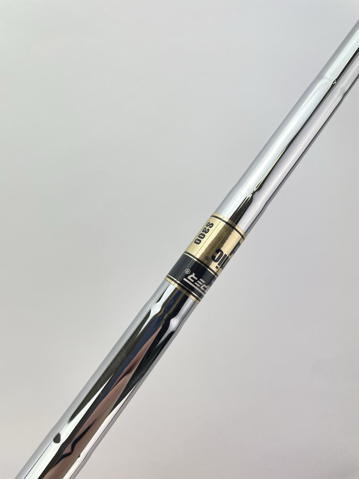 Dynamic Gold S300 Iron Shaft Stiff Flex Steel 35.75 /0.355 Tapered /283805