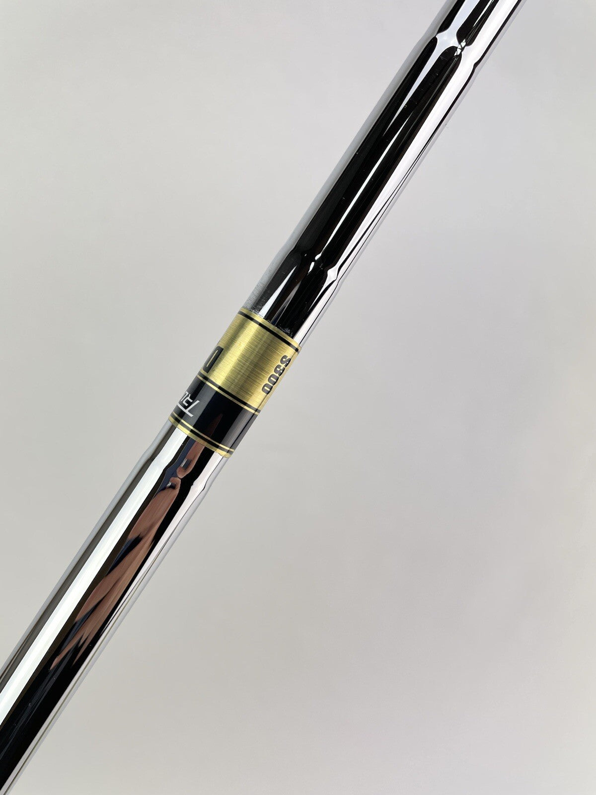 Dynamic Gold S300 Iron Shaft Stiff Flex Steel 35" /0.370 Parallel Tip /175023