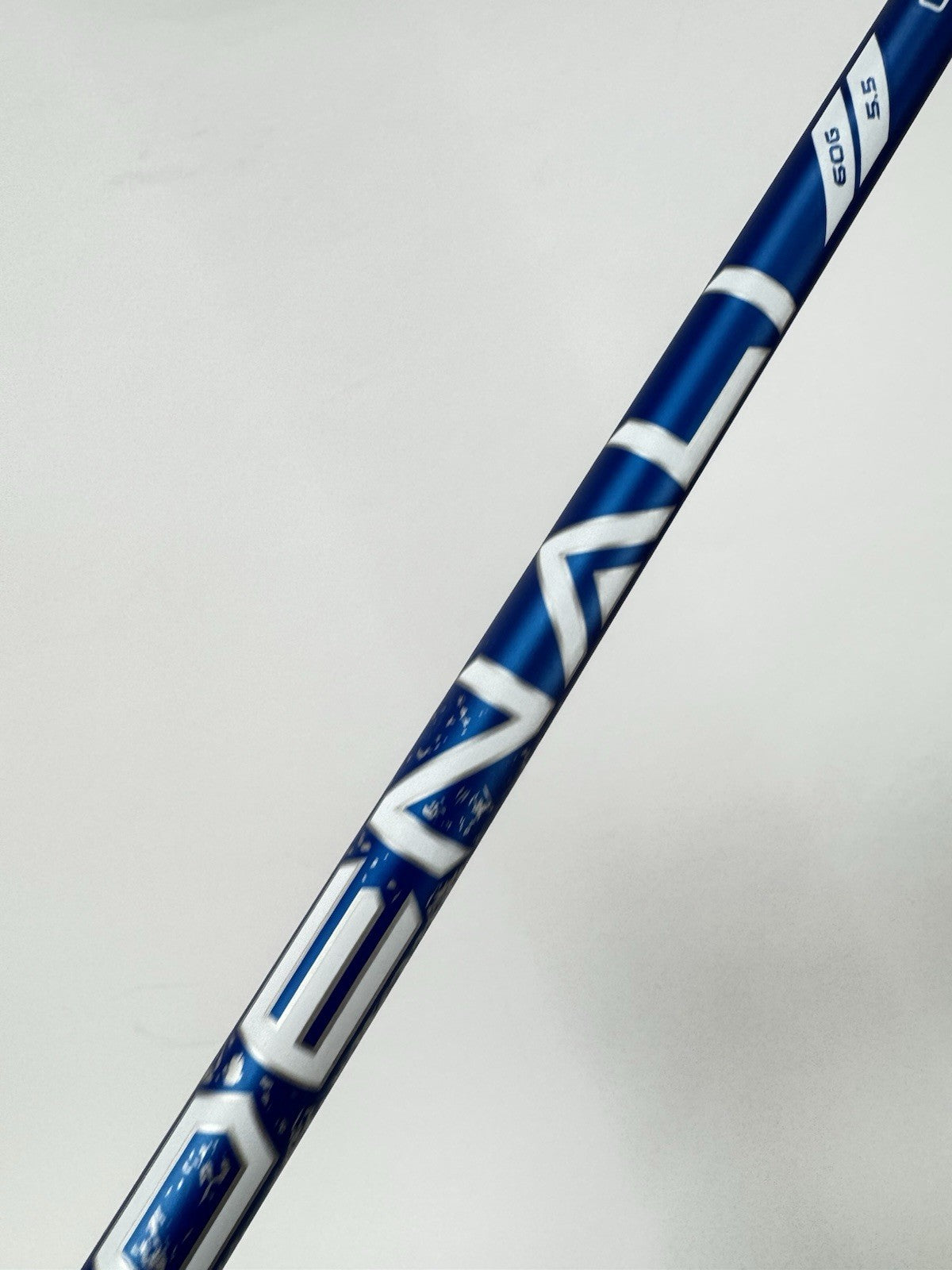 Wilson 5 Wood Shaft Denali Frost Blue CB 5.5 Regular Graphite 42”/Mid Grip3