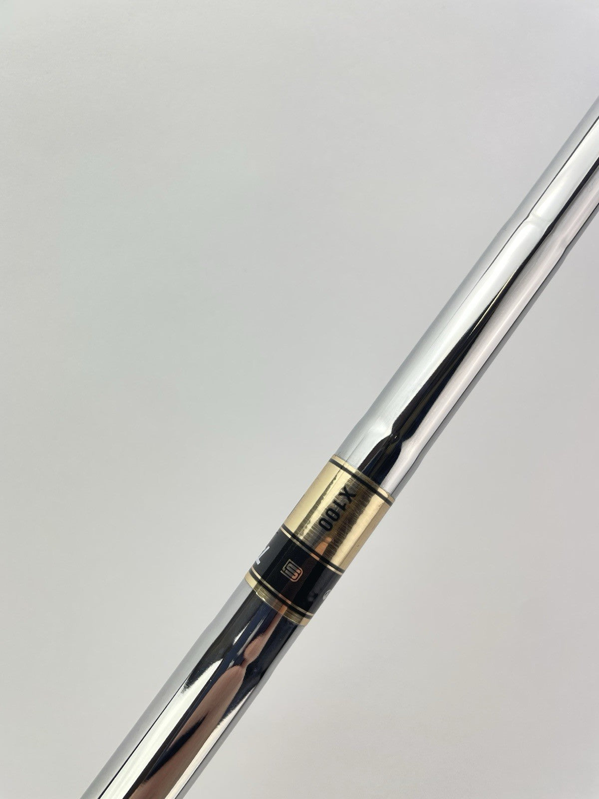 Dynamic Gold X100 Iron Shaft X Flex Steel 35.75 /0.355 Tapered /290897