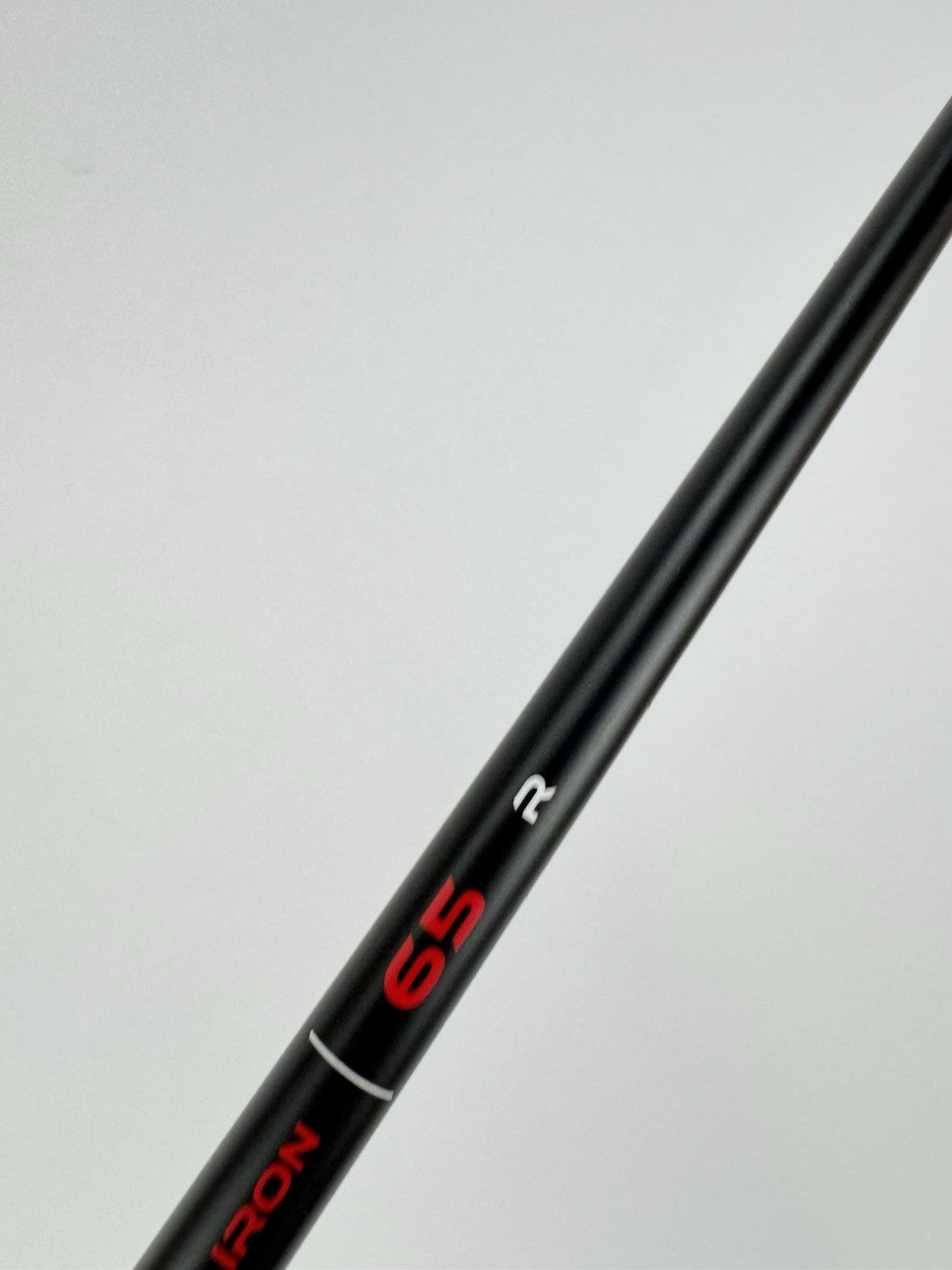 KBS Max 65 Iron Shaft Regular Flex Graphite 35.25” /0.355 Tapered /328996