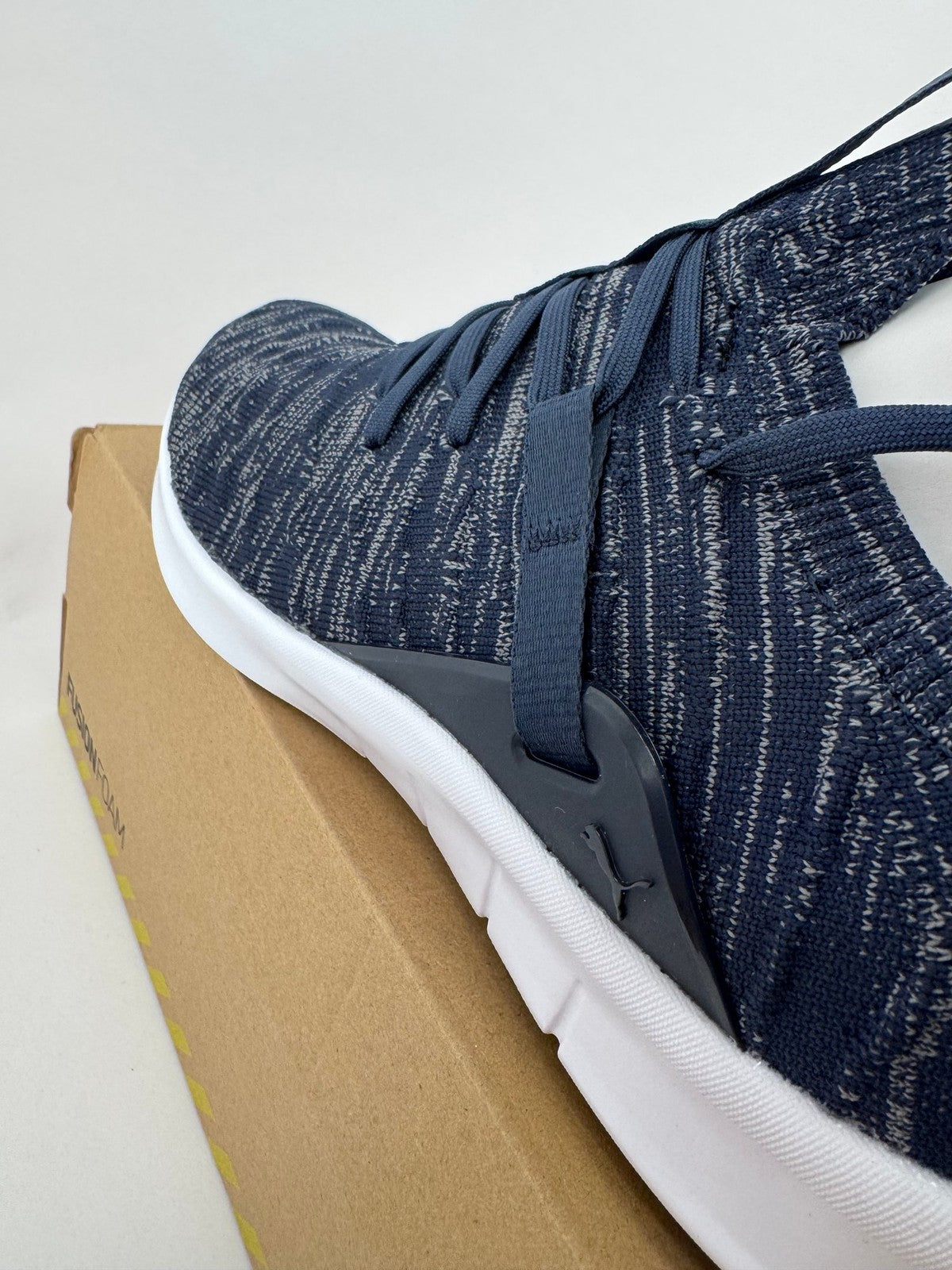 Puma Laguna Fusion Knit Women's Trainers Size UK 6.5 Navy Comfort Running/321044