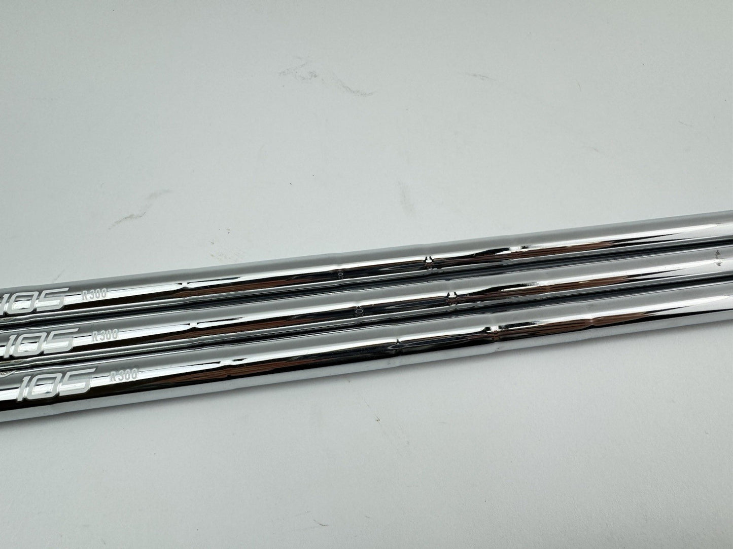 Dynamic Gold Wedge Shaft Set (3) 105 R300 Regular Steel /0.355 Tapered /328877