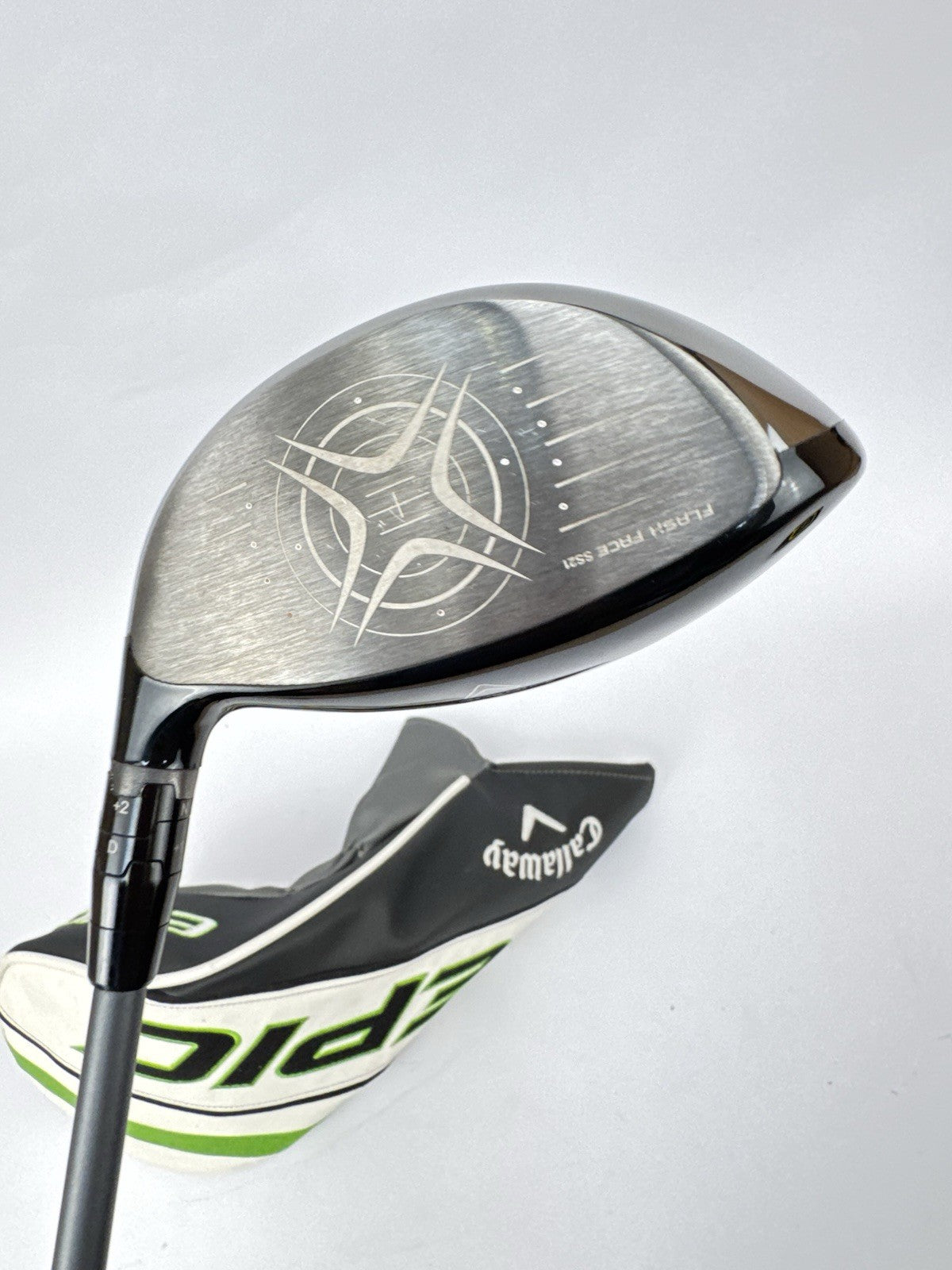 Callaway Epic Max Driver 10.5* Hzrdus Smoke 6.0 Stiff Graphite /Headcover /351996