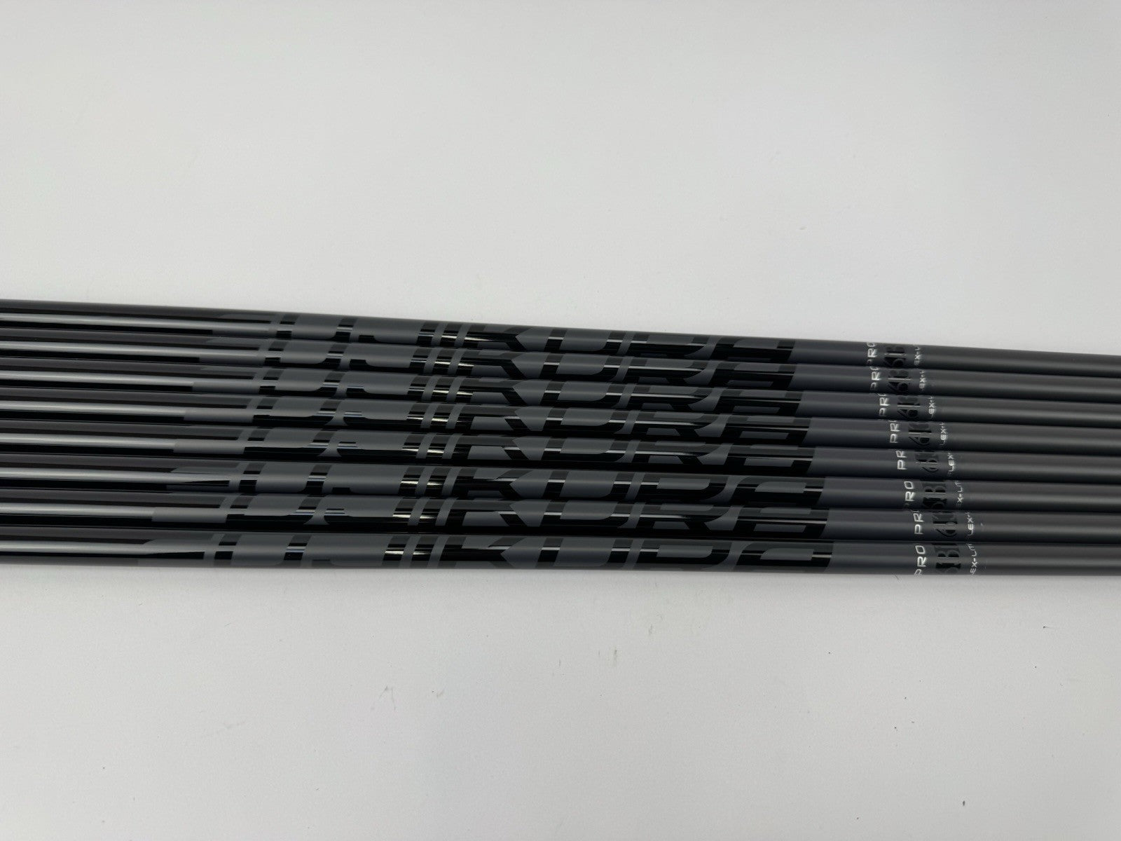 Fujikura Pro 63i Iron Shaft Set (8) Senior Flex Graphite/0.370 Parallel0