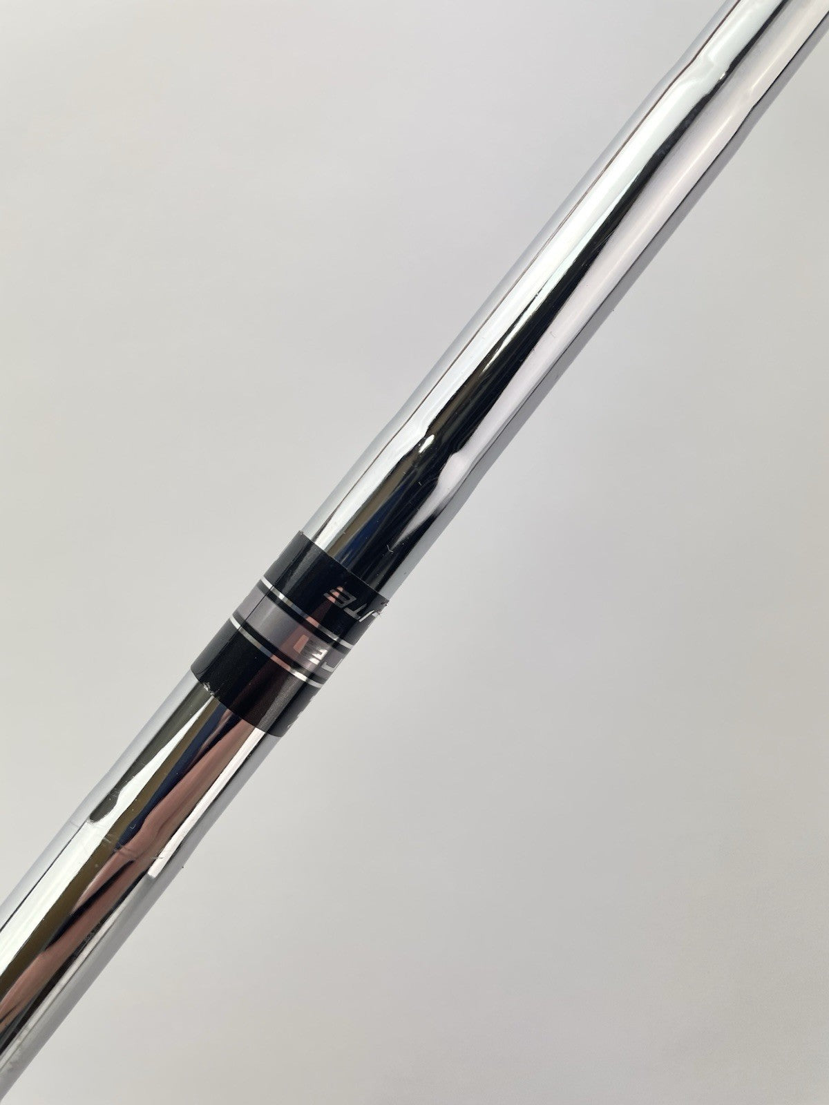Cobra Ultralite Iron Shaft Regular Flex Steel 35” /Lamkin /0.370 Parallel /315335